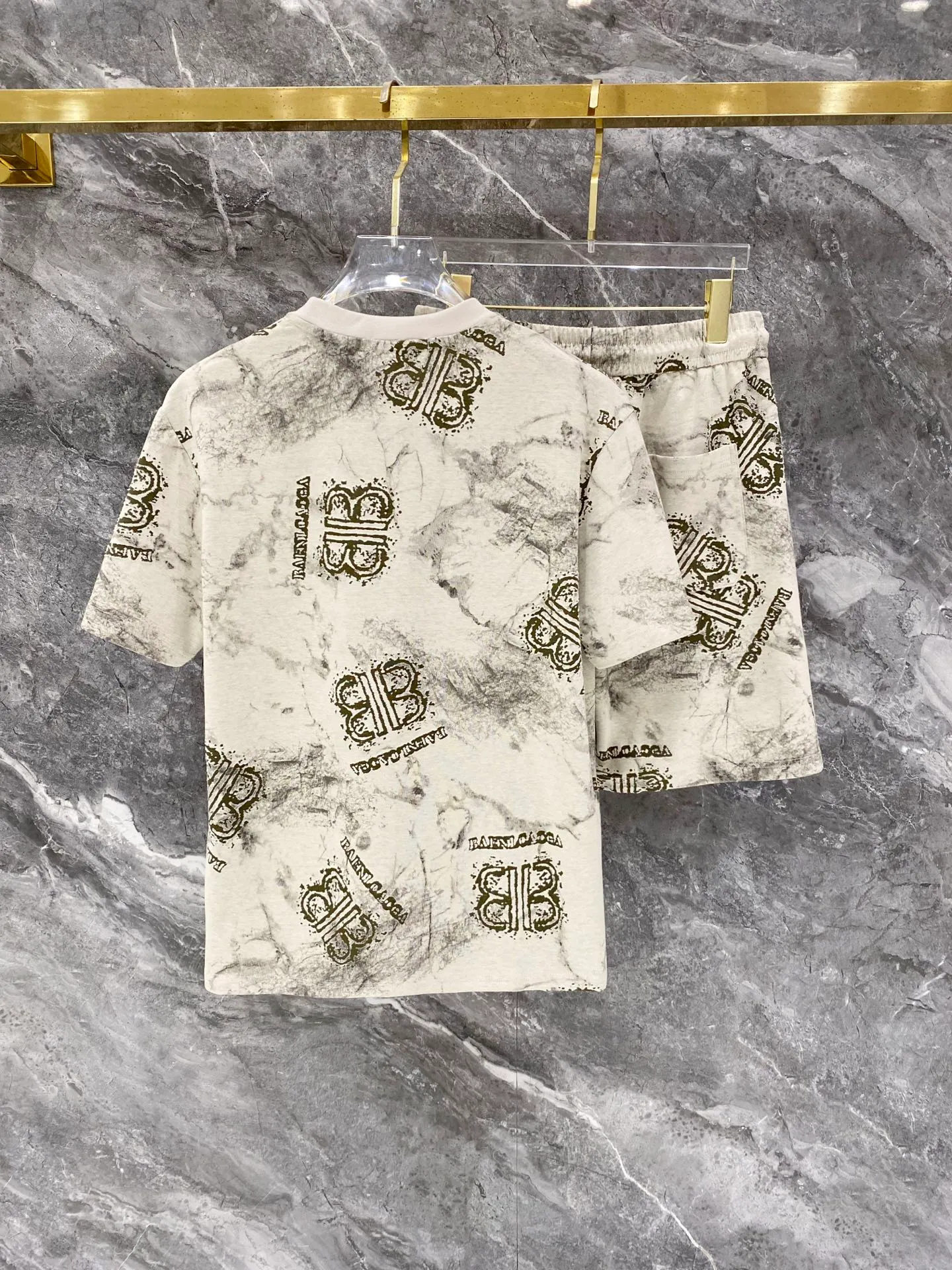 balen* 2026ss New Arrival ，Premium ！ Breathable ， ， ， Quality。 ！ ， ！Sizes：M-3XL